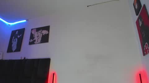 Snapshot of thomashoward31 chatting on 01/27/25, 01:59 Thomas online show from 01/27/25, 01:59