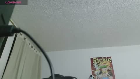Snapshot of thomasjons chatting on 06/16/26, 02:58 thomasjons online show from 06/16/26, 02:58