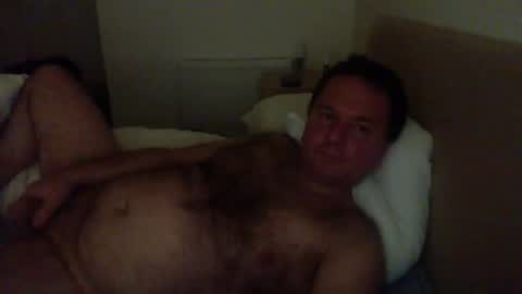 Snapshot of thomaspol chatting on 04/02/26, 10:18 Tom online show from 04/02/26, 10:18