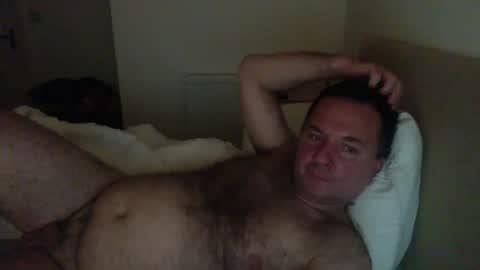 Snapshot of thomaspol chatting on 06/17/26, 10:32 Tom online show from 06/17/26, 10:32