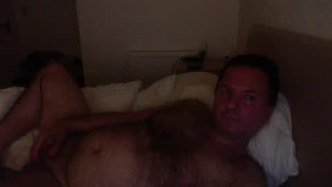 Snapshot of thomaspol chatting on 06/18/26, 10:36 Tom online show from 06/18/26, 10:36
