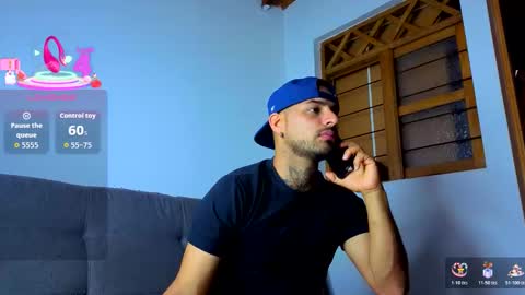 Snapshot of thomassmith2023 chatting on 11/01/25, 08:00 thomas smith online show from 11/01/25, 08:00