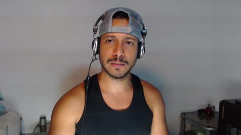 Thom online show from 09/26/25, 04:49