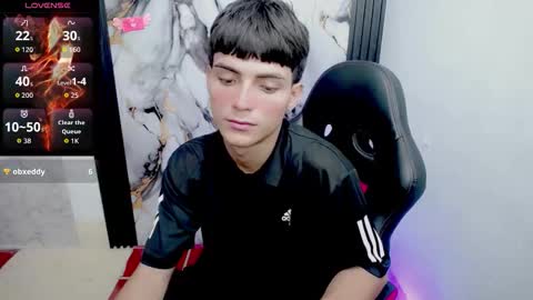 Snapshot of thommy_cute chatting on 12/05/25, 02:31 Thomas online show from 12/05/25, 02:31