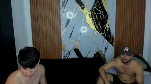 thomson_hot01 online show from 12/21/25, 05:14