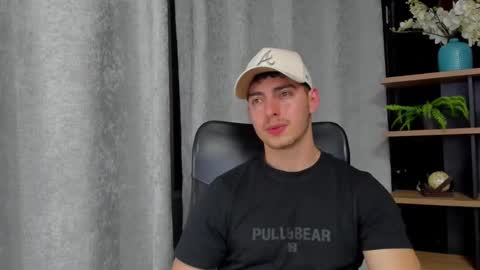 thomylov online show from 02/11/25, 02:14