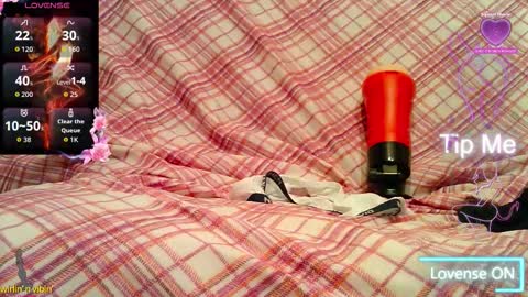 Snapshot of thongsandstockings chatting on 09/14/25, 09:14 Thongsandstocking online show from 09/14/25, 09:14