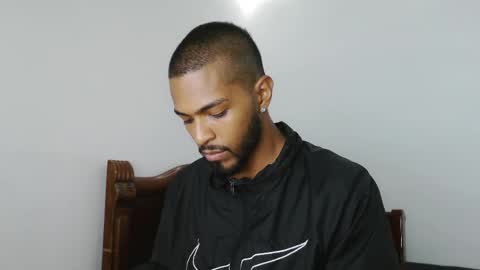 thonyy online show from 02/17/25, 03:47