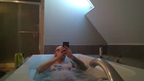 thor1892 online show from 02/18/25, 07:41