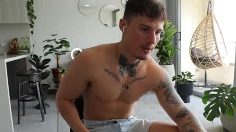 Sebastian online show from 02/15/25, 04:34