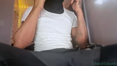 Snapshot of throattaker4l_ chatting on 02/12/26, 09:26 ThroatTaker4l online show from 02/12/26, 09:26