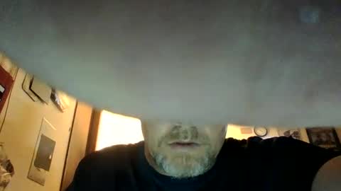 Throbber online show from 10/03/25, 02:47