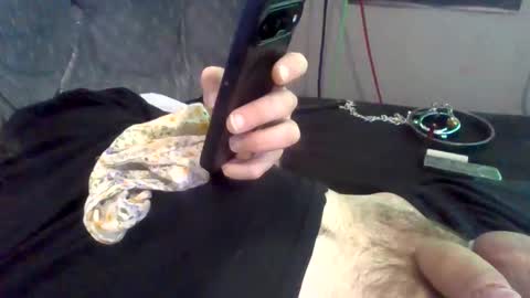 Snapshot of thunder8u42 chatting on 11/08/25, 07:12 thunder8u42 online show from 11/08/25, 07:12