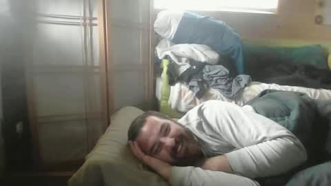 Snapshot of thunderjacker chatting on 09/09/25, 11:15 The Pen is Mightier than Sword online show from 09/09/25, 11:15