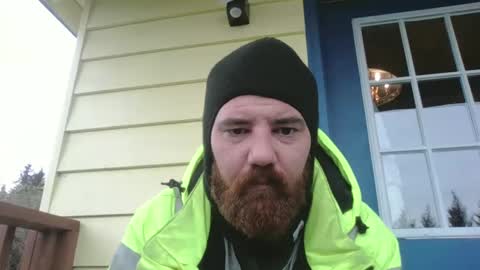 Snapshot of thunderjacker chatting on 10/04/25, 01:25 The Pen is Mightier than Sword online show from 10/04/25, 01:25