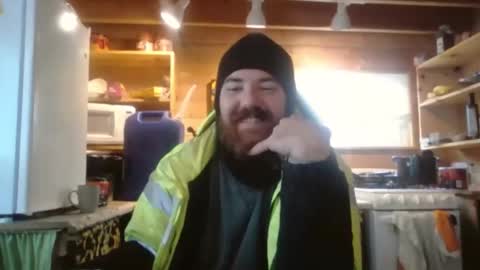 Snapshot of thunderjacker chatting on 10/20/25, 08:42 The Pen is Mightier than Sword online show from 10/20/25, 08:42