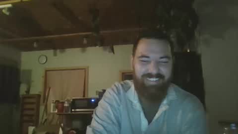 Snapshot of thunderjacker chatting on 12/16/25, 03:22 The Pen is Mightier than Sword online show from 12/16/25, 03:22