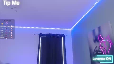 Tia Bella online show from 09/22/25, 08:55