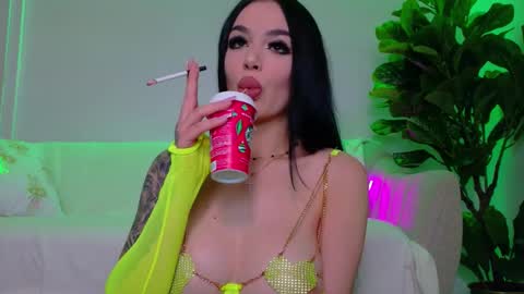 tiabelle online show from 11/29/25, 08:45