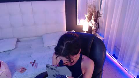 LIA online show from 12/20/25, 02:24