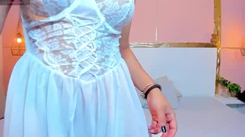 tianaglow4 online show from 11/27/25, 11:45