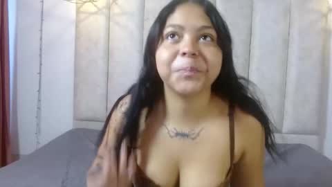 Snapshot of tianaglowcs chatting on 04/09/26, 03:39 tiana online show from 04/09/26, 03:39