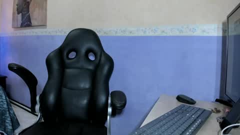 Tiara online show from 05/12/26, 11:46