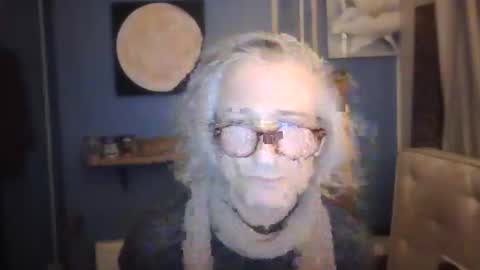 tiddles12345 online show from 10/28/25, 09:39