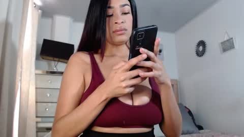 tifannyss online show from 06/19/26, 03:27
