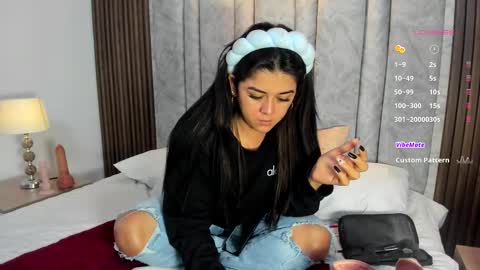 Tiff3 online show from 11/24/25, 09:03