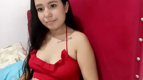 Snapshot of tifany_peres chatting on 05/10/26, 10:04 tifany_peres online show from 05/10/26, 10:04