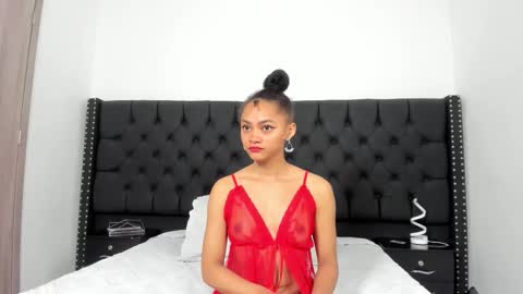 Snapshot of tifanybrown_ chatting on 11/06/25, 10:21 Tifany online show from 11/06/25, 10:21