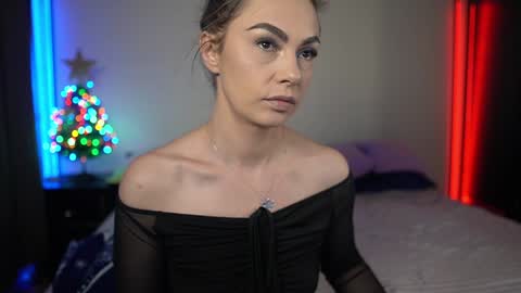 Tiffany online show from 12/28/24, 09:40