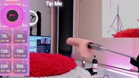 Snapshot of tiffannyy_ chatting on 12/06/24, 03:30 teffy online show from 12/06/24, 03:30