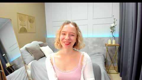 Snapshot of tiffany___may chatting on 12/01/25, 05:34 Tiffany online show from 12/01/25, 05:34