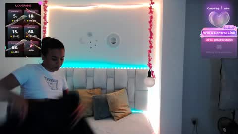 tiffany online show from 01/11/25, 01:06