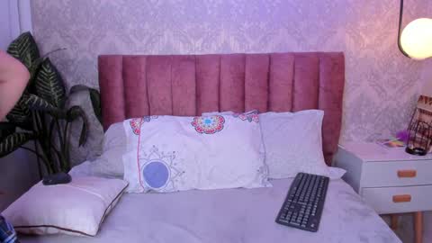 Snapshot of tiffany_beckerr chatting on 01/30/25, 02:06 Tiffany Becker online show from 01/30/25, 02:06