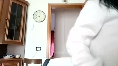 Snapshot of tiffany_chloe chatting on 10/06/25, 07:39 Tiffany online show from 10/06/25, 07:39