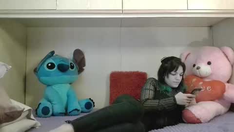 Snapshot of tiffany_chloe chatting on 03/03/26, 08:42 Tiffany online show from 03/03/26, 08:42