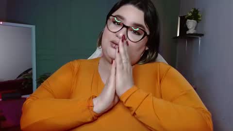 dont forget ask for custom vids  online show from 12/06/24, 06:59