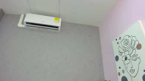 tiffany_mendez online show from 11/20/25, 12:05