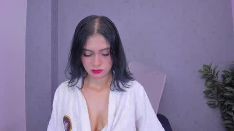 tiffany_mendez online show from 04/08/26, 12:05