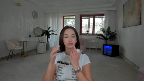 Tiffany Houston online show from 02/07/25, 07:07