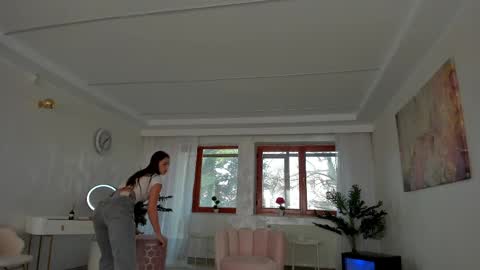 Tiffany Houston online show from 02/13/25, 07:13