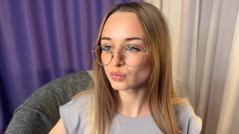 Snapshot of tiffanyhunt chatting on 12/26/24, 06:01 Tiffany online show from 12/26/24, 06:01