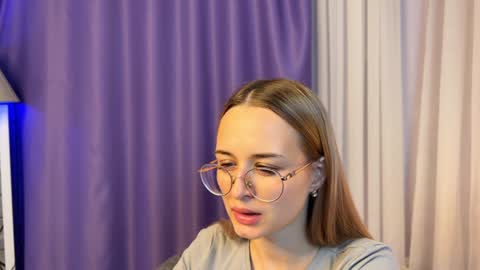 Snapshot of tiffanyhunt chatting on 01/06/25, 02:14 Tiffany online show from 01/06/25, 02:14