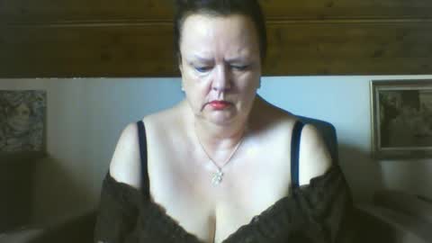 Snapshot of tiffanymature chatting on 03/20/26, 09:14 TiffanyMature online show from 03/20/26, 09:14