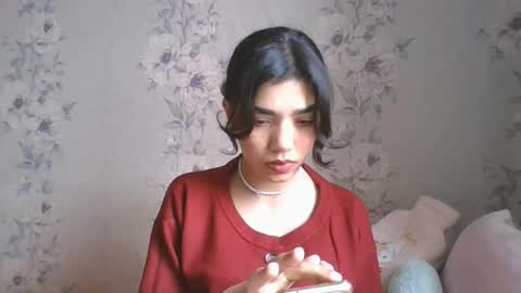 Snapshot of tiffanyrecchia chatting on 04/01/26, 09:54 Rana online show from 04/01/26, 09:54