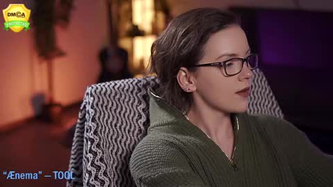 tiffanyriox online show from 03/01/25, 05:52