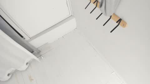 Tiffany online show from 12/21/25, 01:07